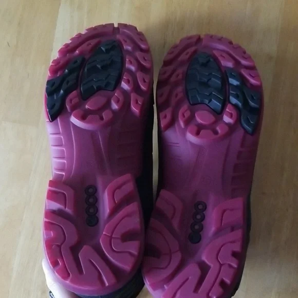 ECCO Biom Gore-Tex Terrain Akka Waterproof Hiking Shoes - Picture 9 of 13